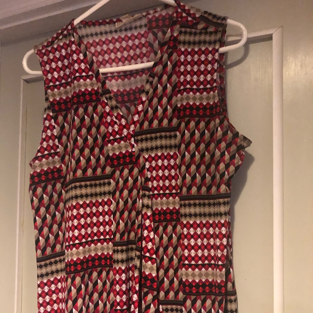 Dana Buchman business casusal sleeveless top